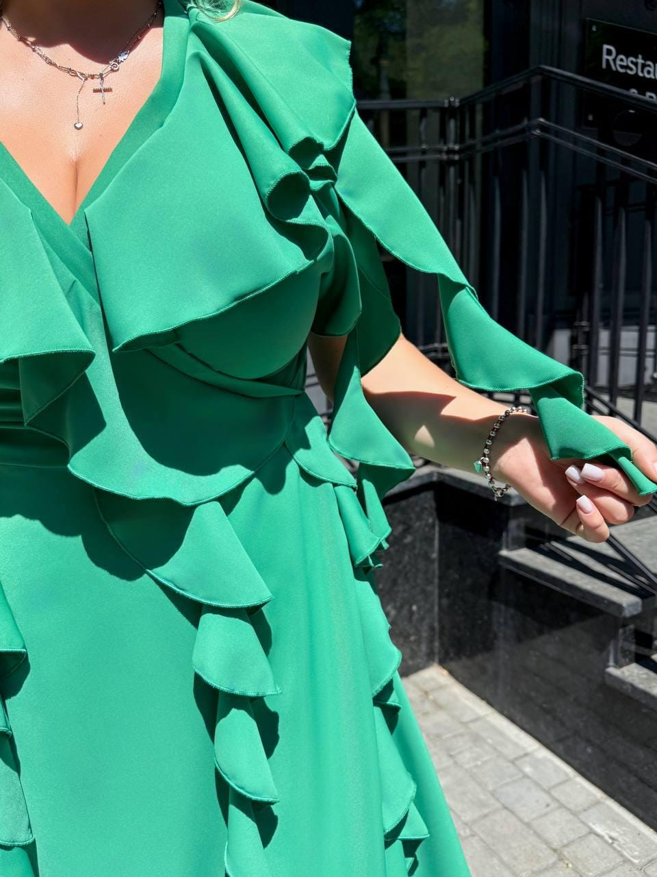 Elegant Emerald Green Ruffle Wrap Mini Dress with Flutter Sleeves